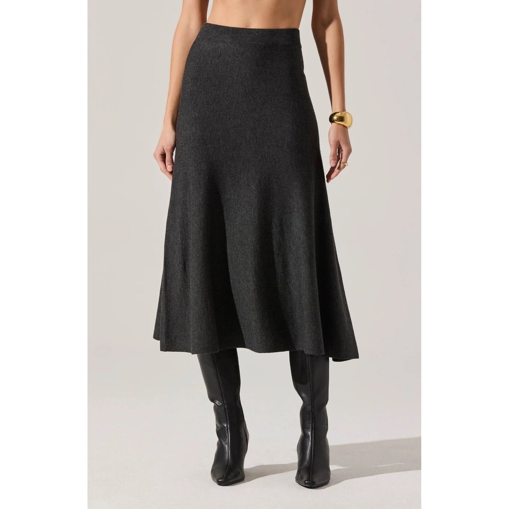 ASTR The Label Deora Sweater Knit Midi Skirt Charcoal Gray NWT Medium Revolve